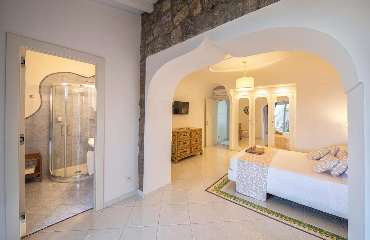 Villa Dei Lecci - 7 Luxury Villas With Private Pool Or Jacuzzi Forio di Ischia المظهر الخارجي الصورة